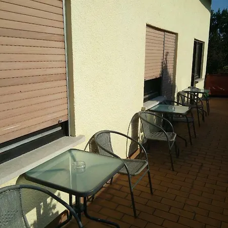 Waldhof 2*
